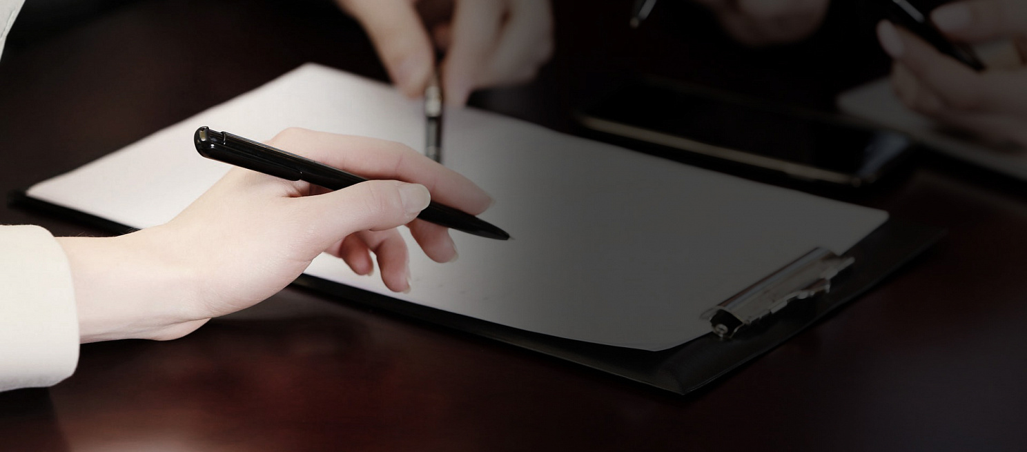 <h2>Помощь юристов и адвокатов для юридических лиц:</h2>